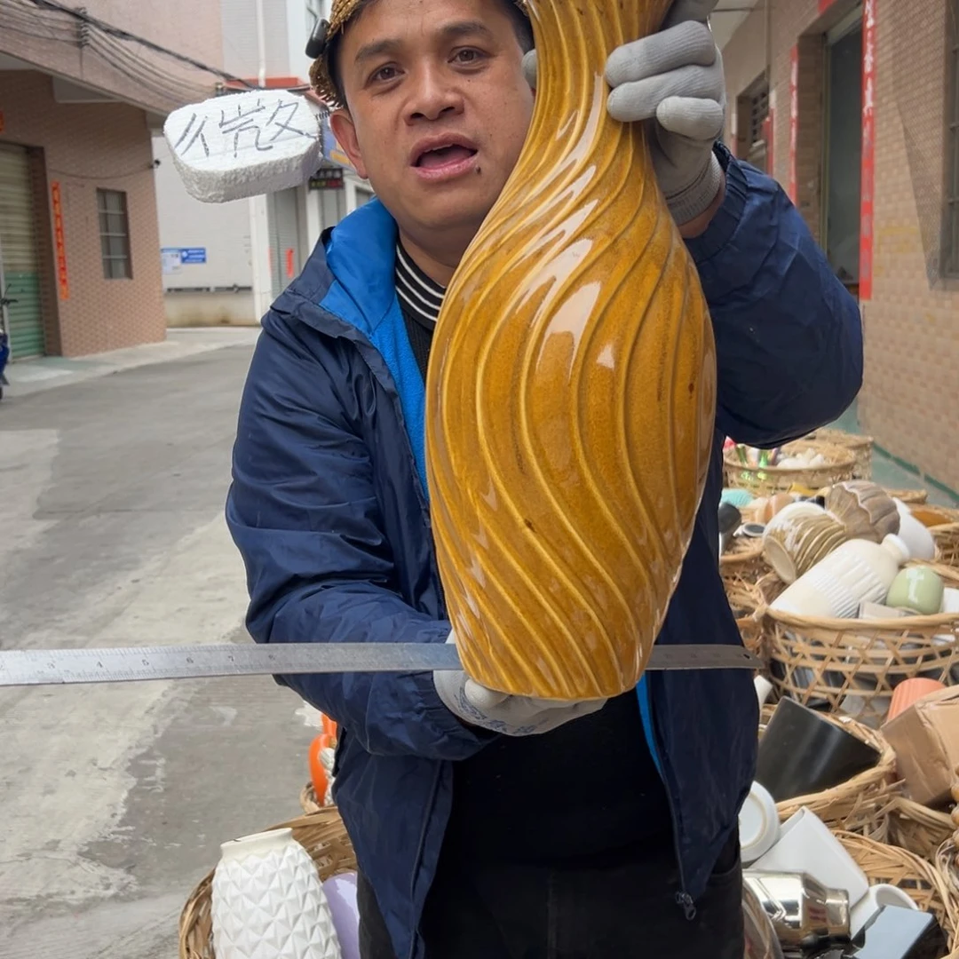 摆件38 号高中低温陶瓷工艺瓶（部分微瑕）