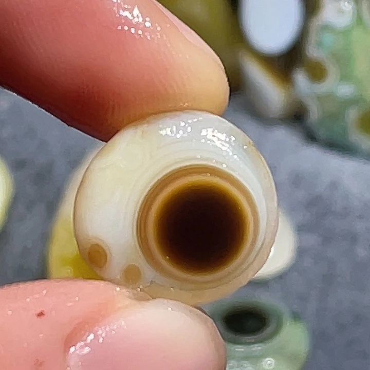 悟***生未镶嵌玛瑙/玉髓珠宝奇石