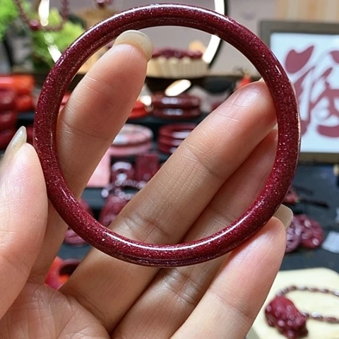 天然辰砂晶体叮当手镯