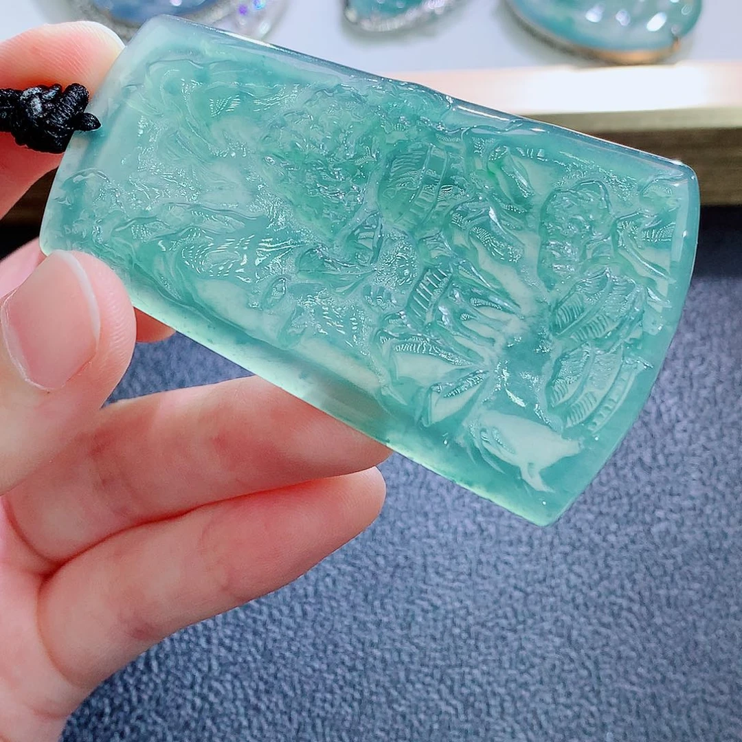 颈饰未镶嵌翡翠翡翠