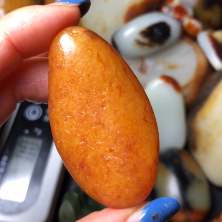 和田玉未镶嵌珠宝奇石