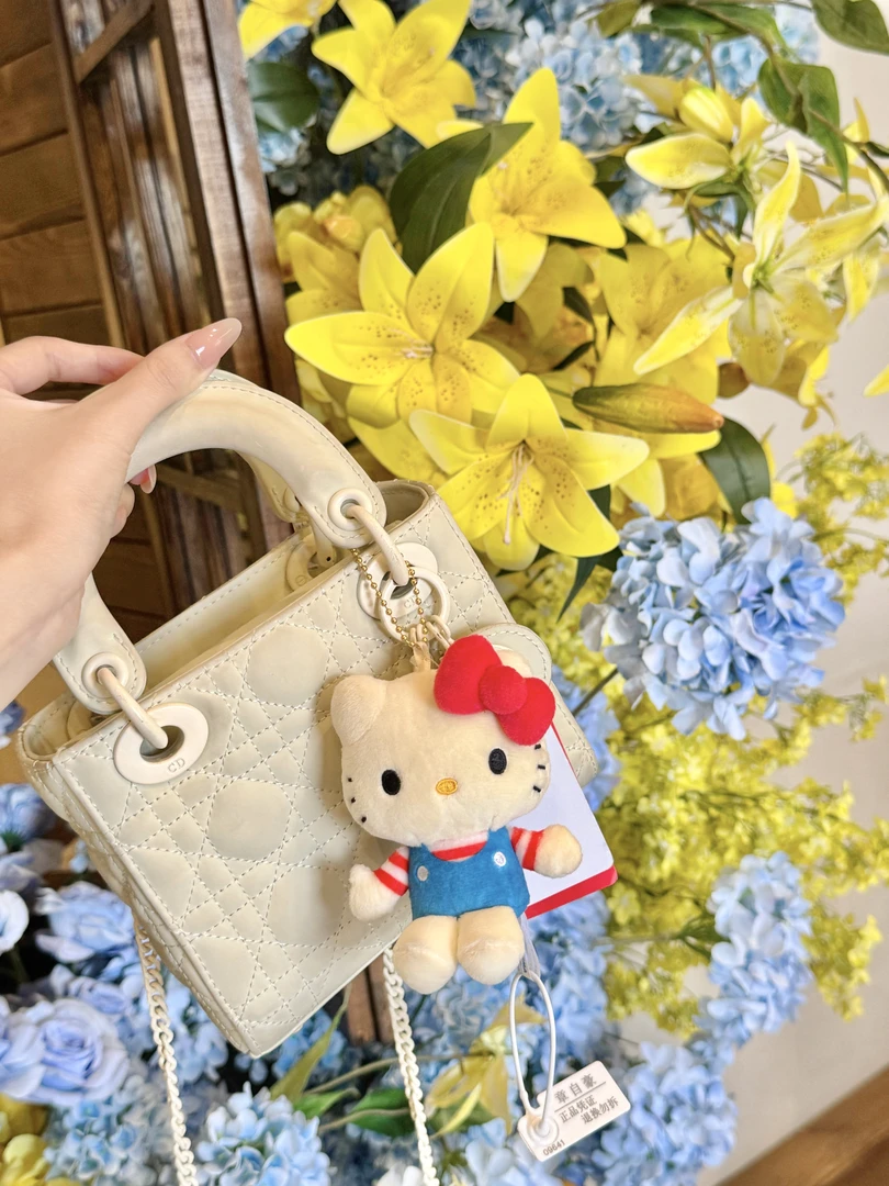 Sanrio三丽鸥Hello kitty 50周年限定经典红蓝米皮背带裤kitty