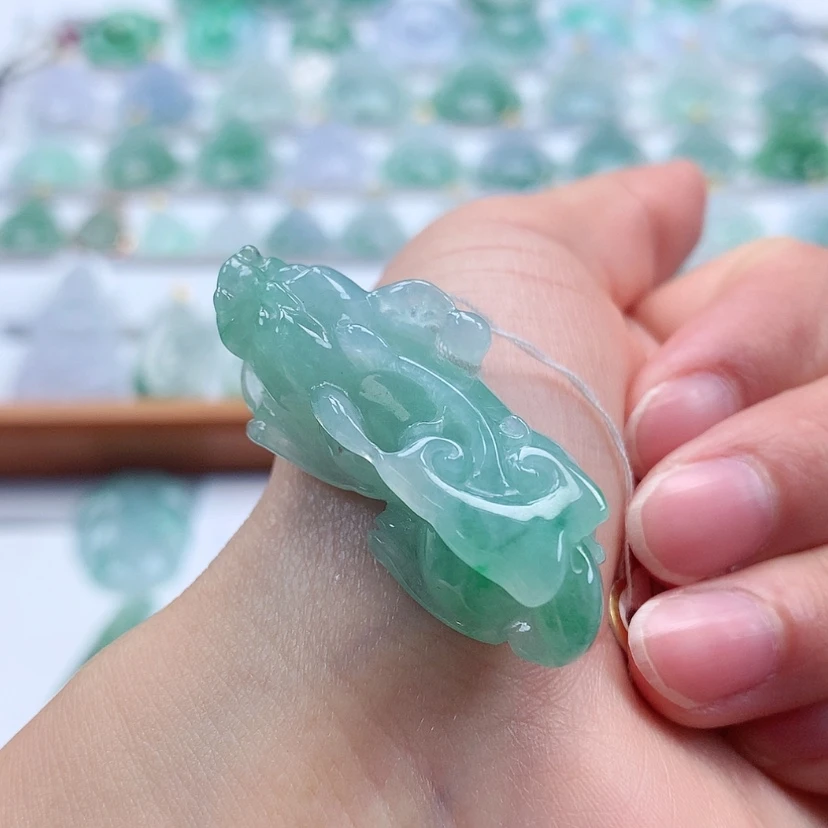 【闪购商品】翡翠吊坠(不含链)未镶嵌