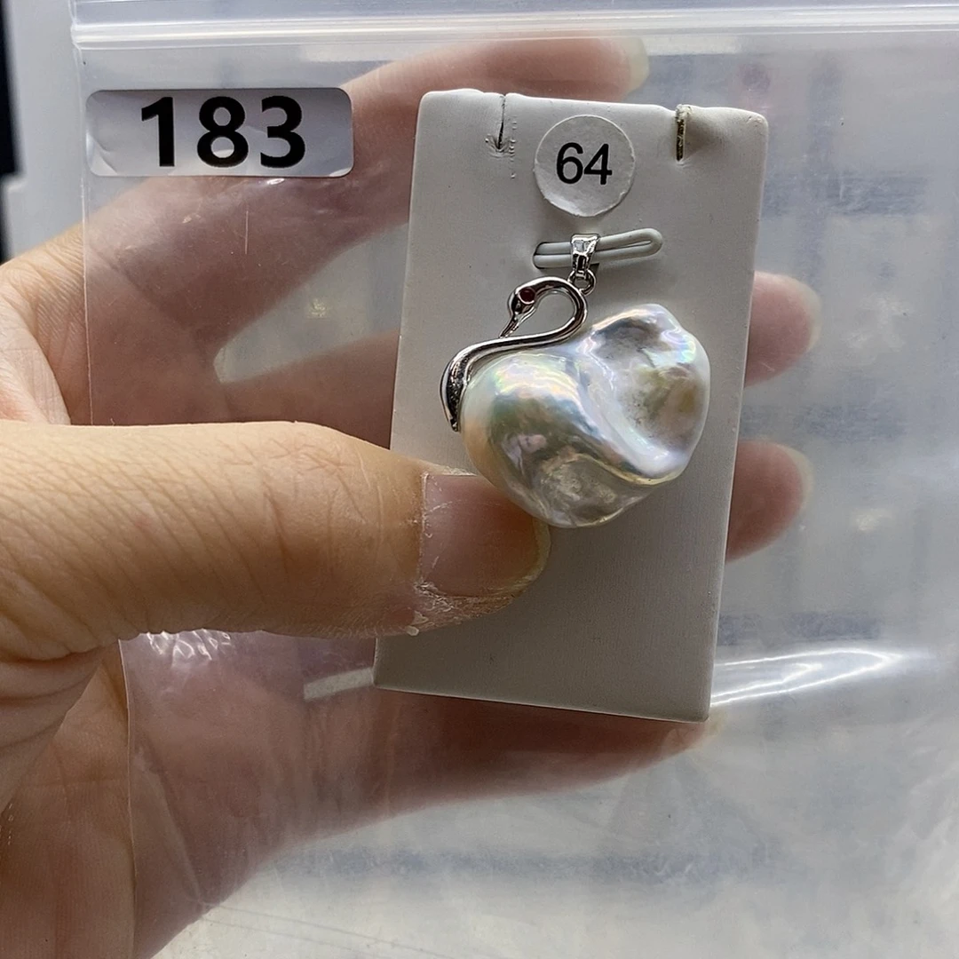合金耳饰淡水珍珠