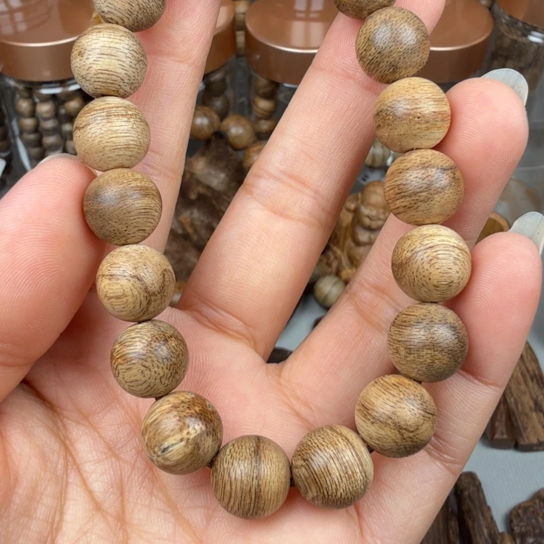 沉香沉香碎屑达拉干 1.1*10.4 克