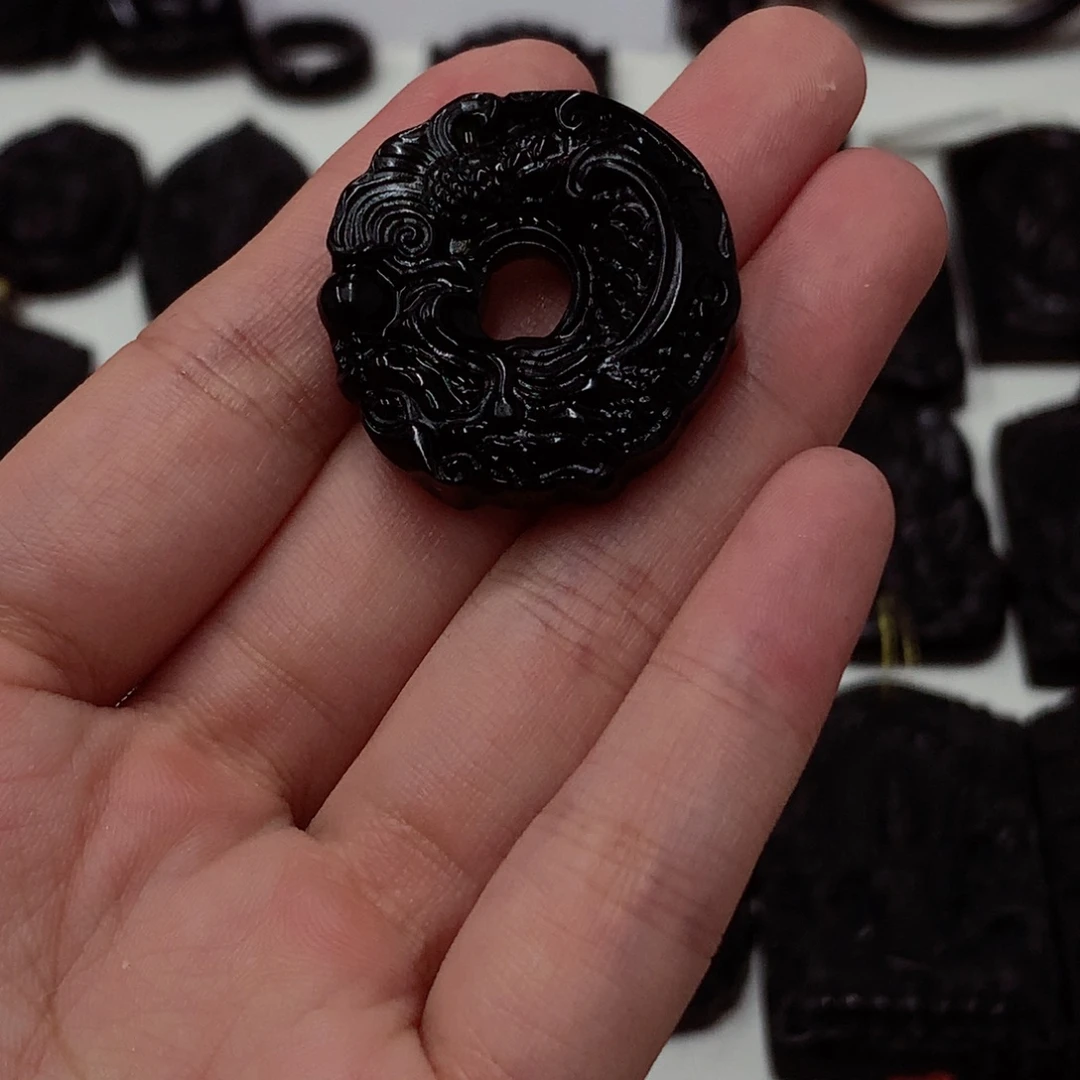 翡翠未镶嵌颈饰天然a货钢琴黑特色福利题材挂件