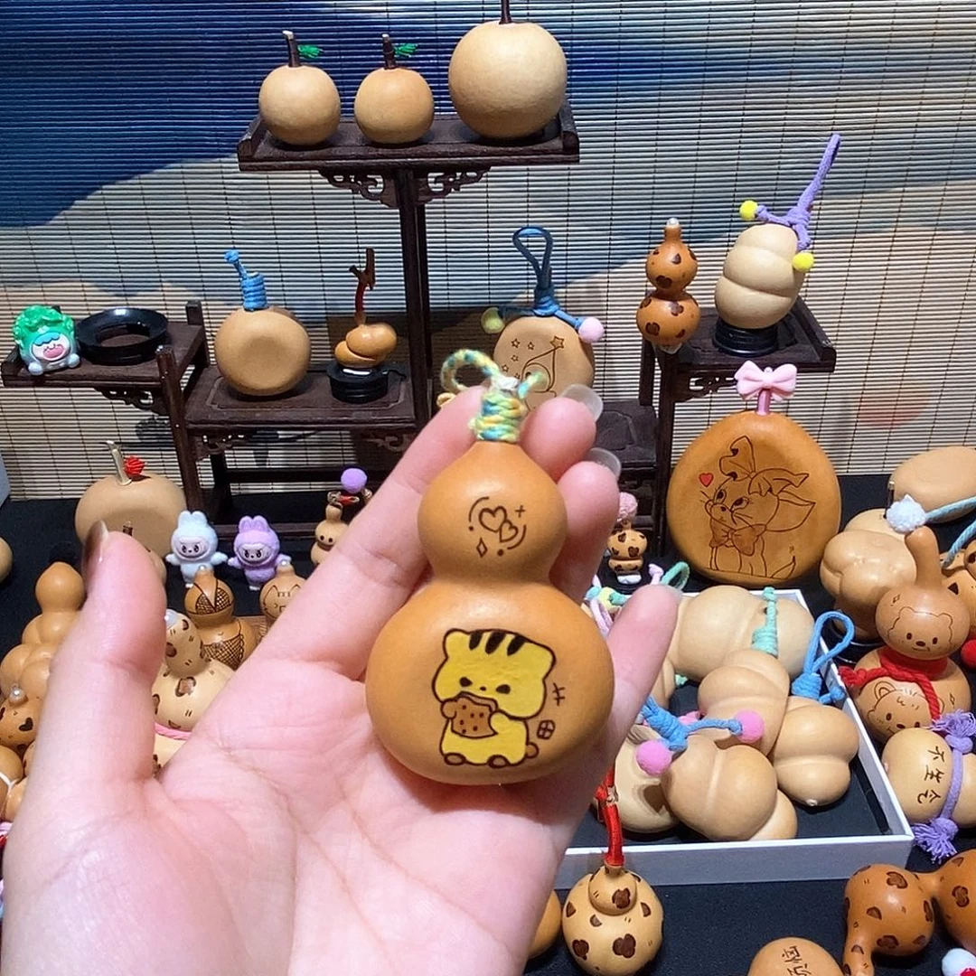 藤老皮色夹扁 彩绘小猫