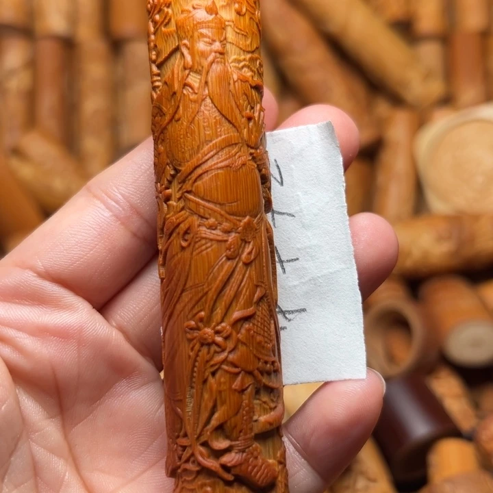 实心竹雕刻手把件