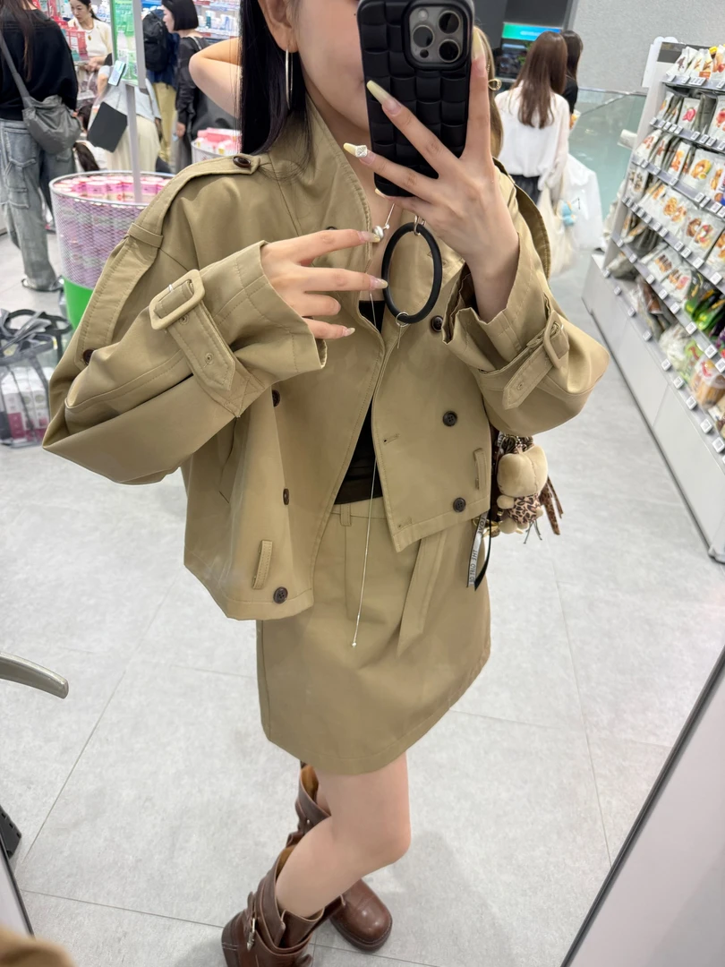 阿丹家     工装风时尚套装排扣短外套洋气短款韩版气质20250919