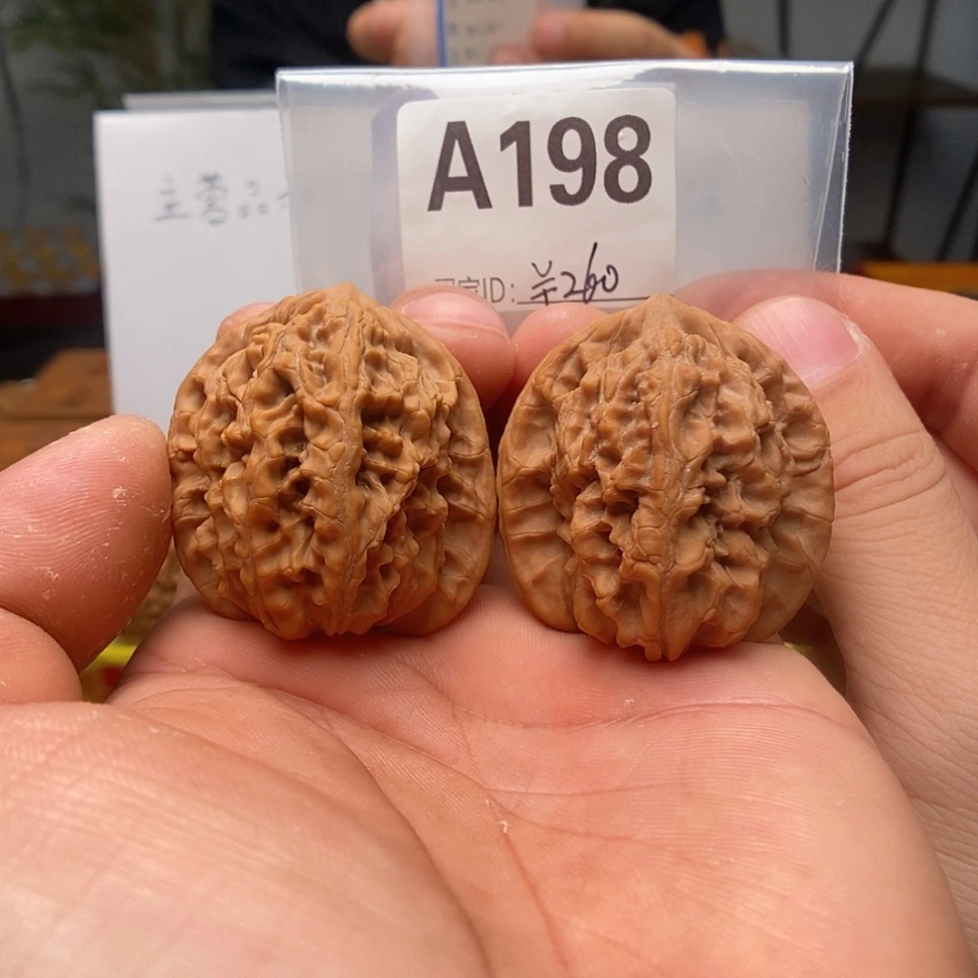 文玩核桃吊坠马老四39