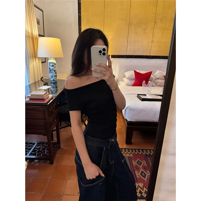 2025秋季新款时尚气质辣妹一字肩露背打底衫小众上衣复古休闲裤女
