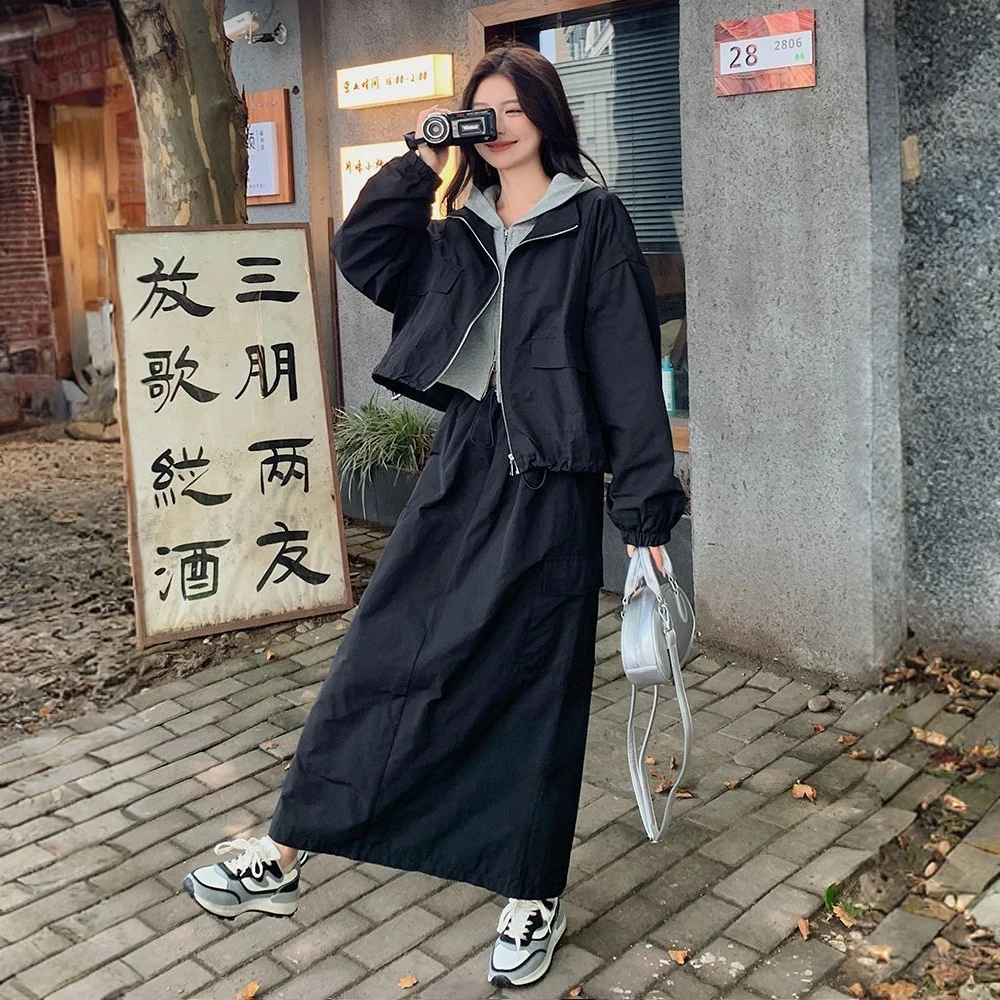 时尚高级感工装冲锋衣套装裙女秋季新款休闲宽松高腰半身裙两件套