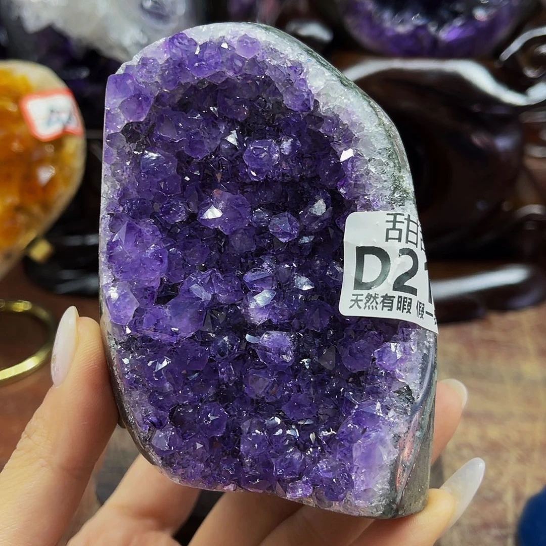 水晶大型摆件未镶嵌