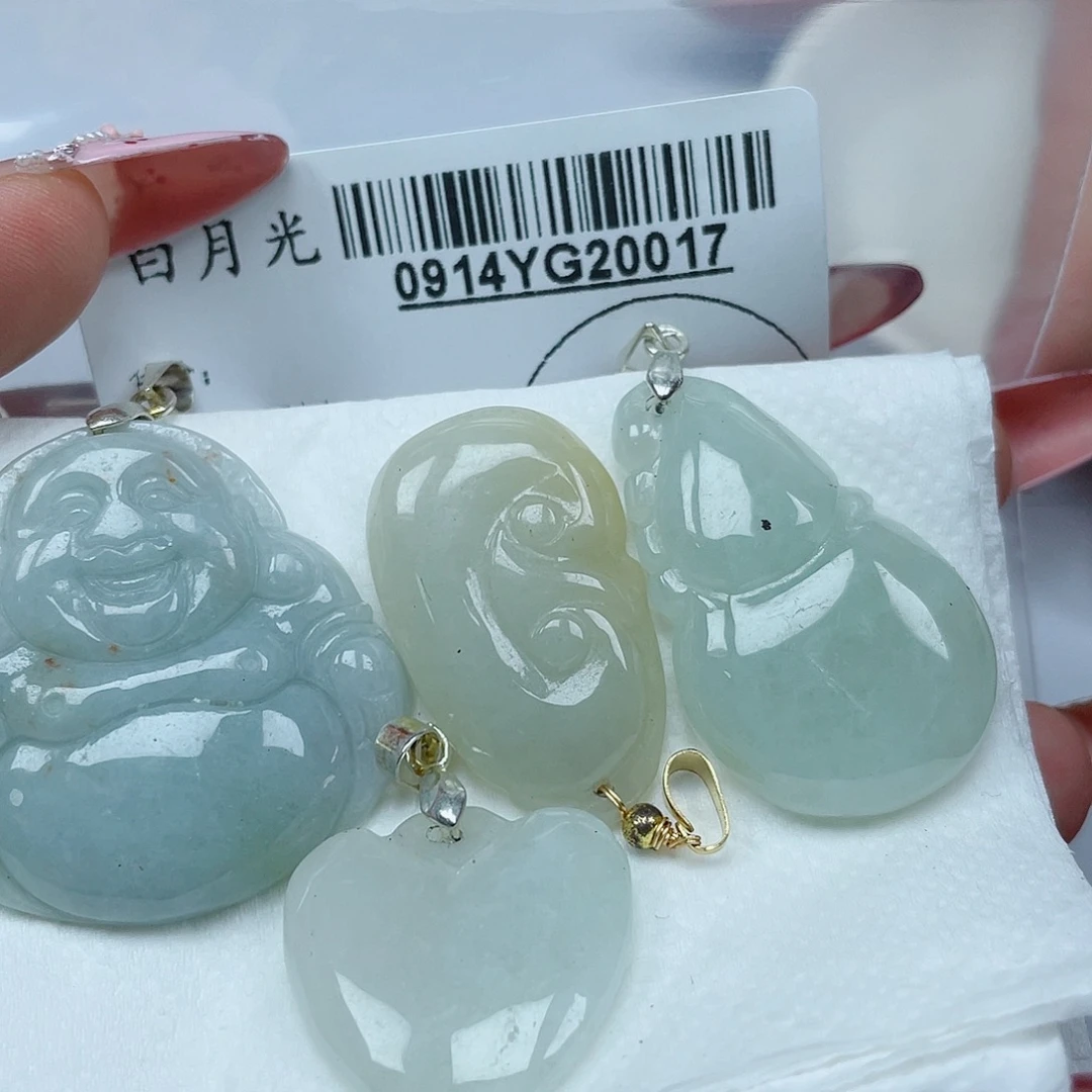 吊坠(不含链)未镶嵌翡翠