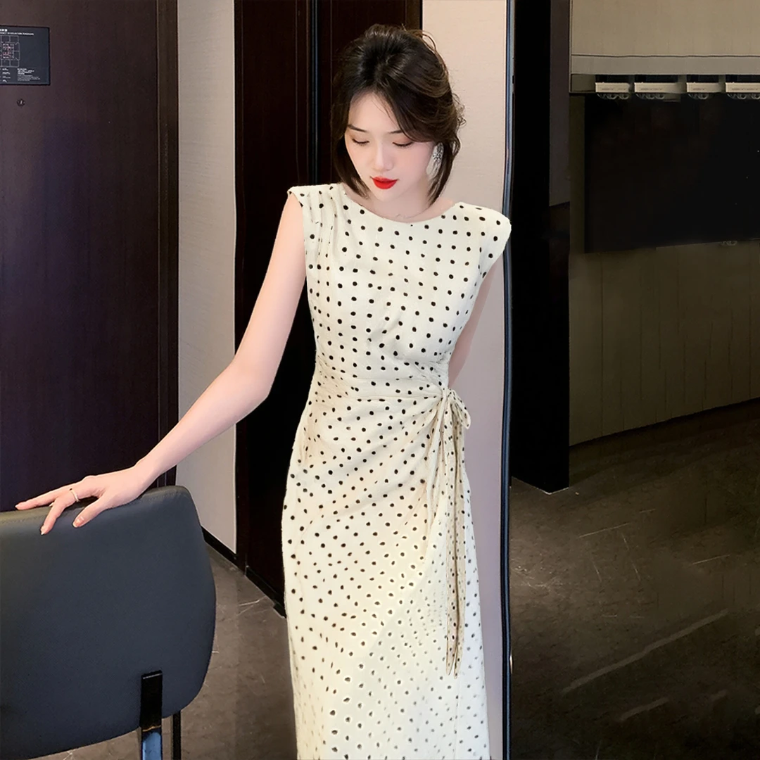 2025新款时尚气质小众法式绑带显瘦收腰长裙波点连衣裙女D3290