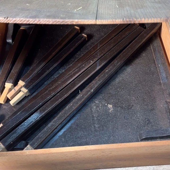 香**约新亿阁祝福大家新年快乐