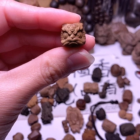 檀香木吊坠檀香醒狮