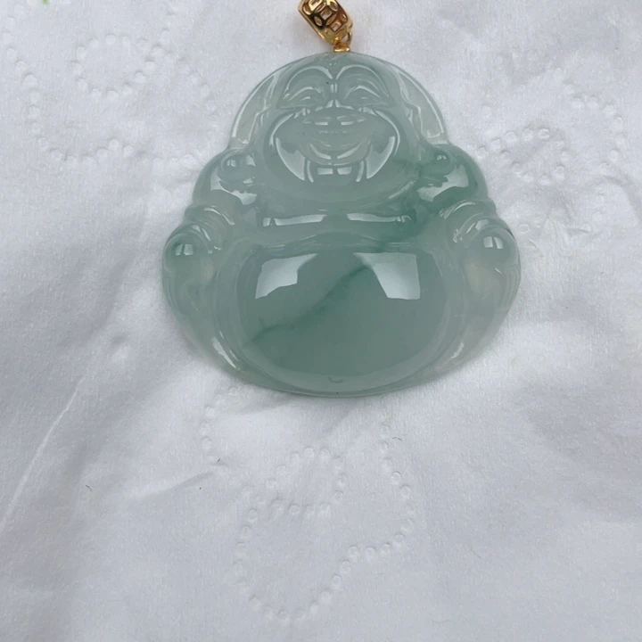 颈饰18K金镶嵌翡翠