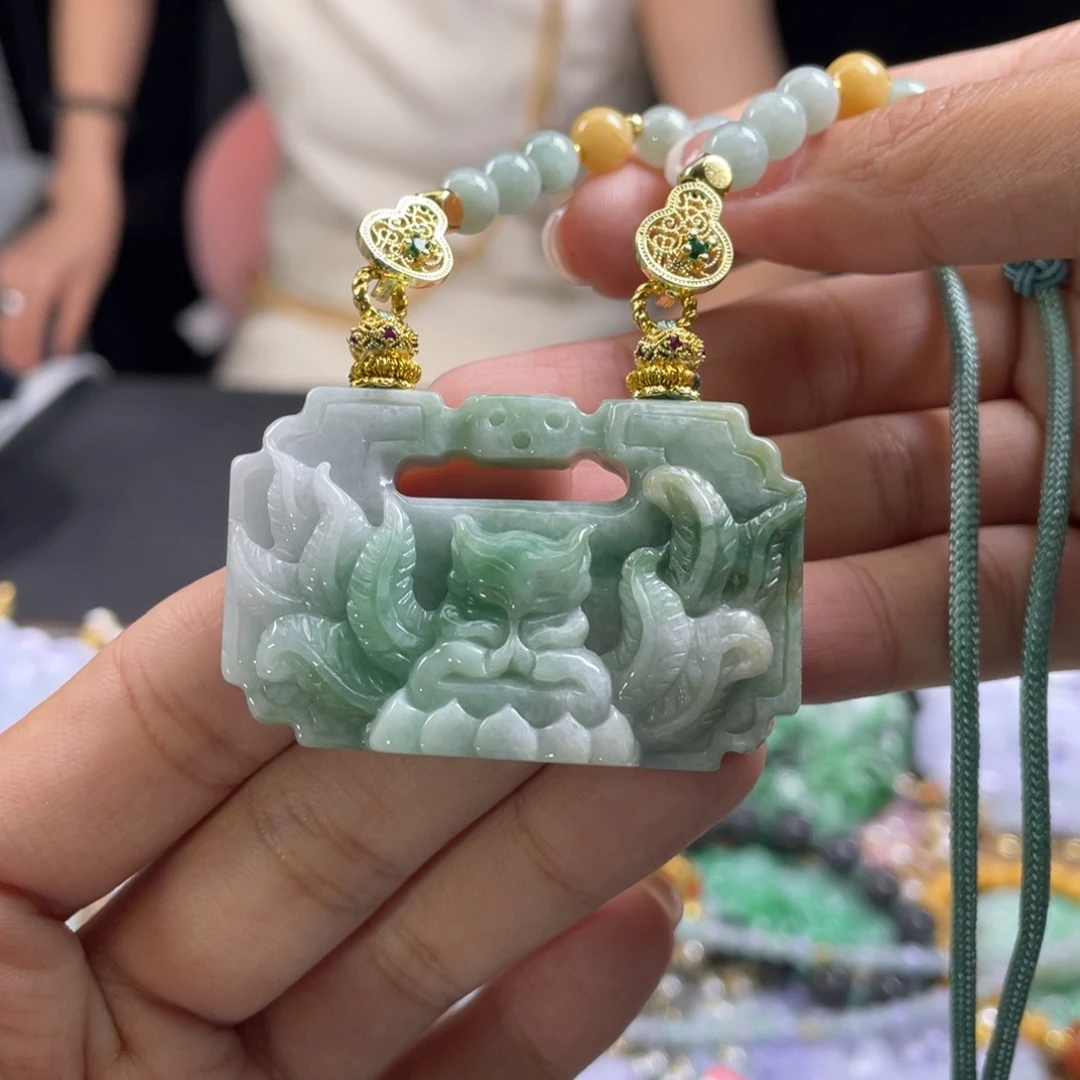 翡翠未镶嵌颈饰代编织