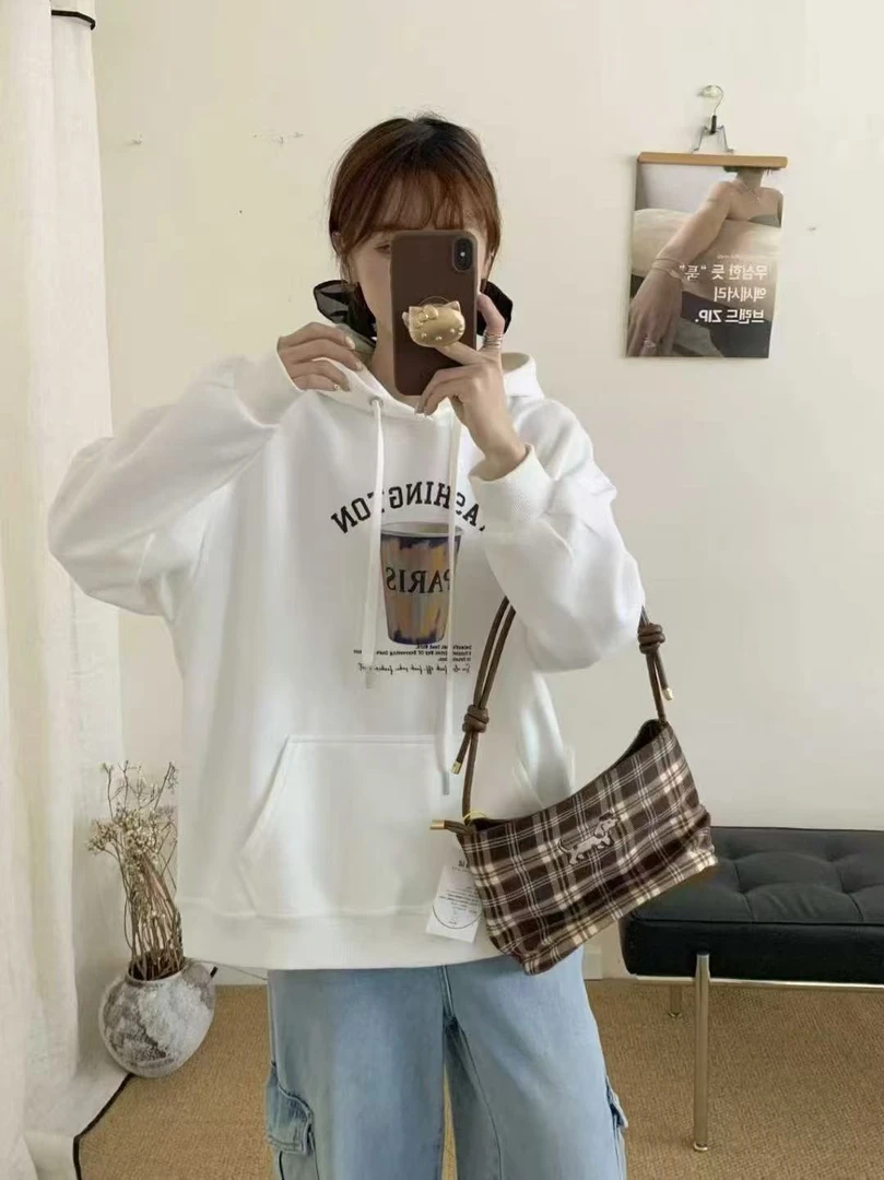 6611可乐杯女士秋款连帽卫衣