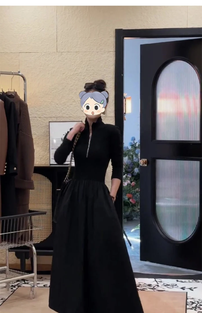 早秋2025新款女装高级感气质法式赫本风显瘦内搭黑色长袖连衣裙子