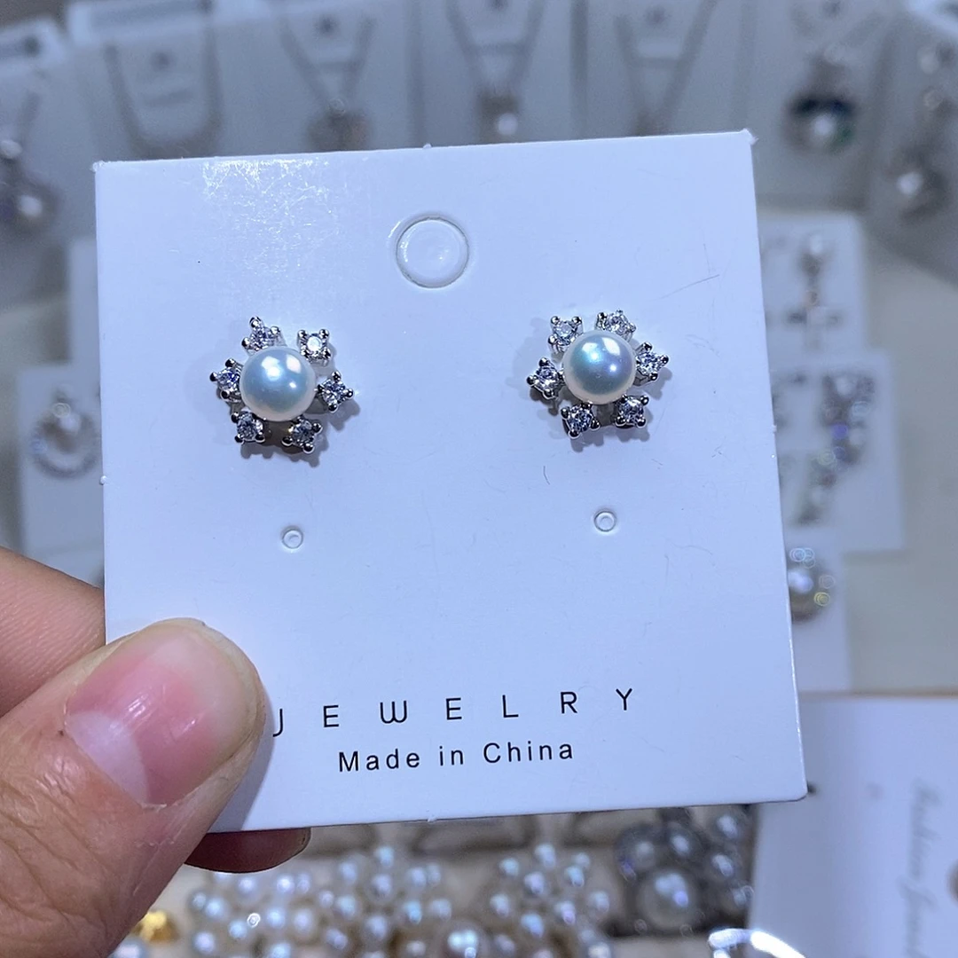 耳饰未镶嵌淡水珍珠