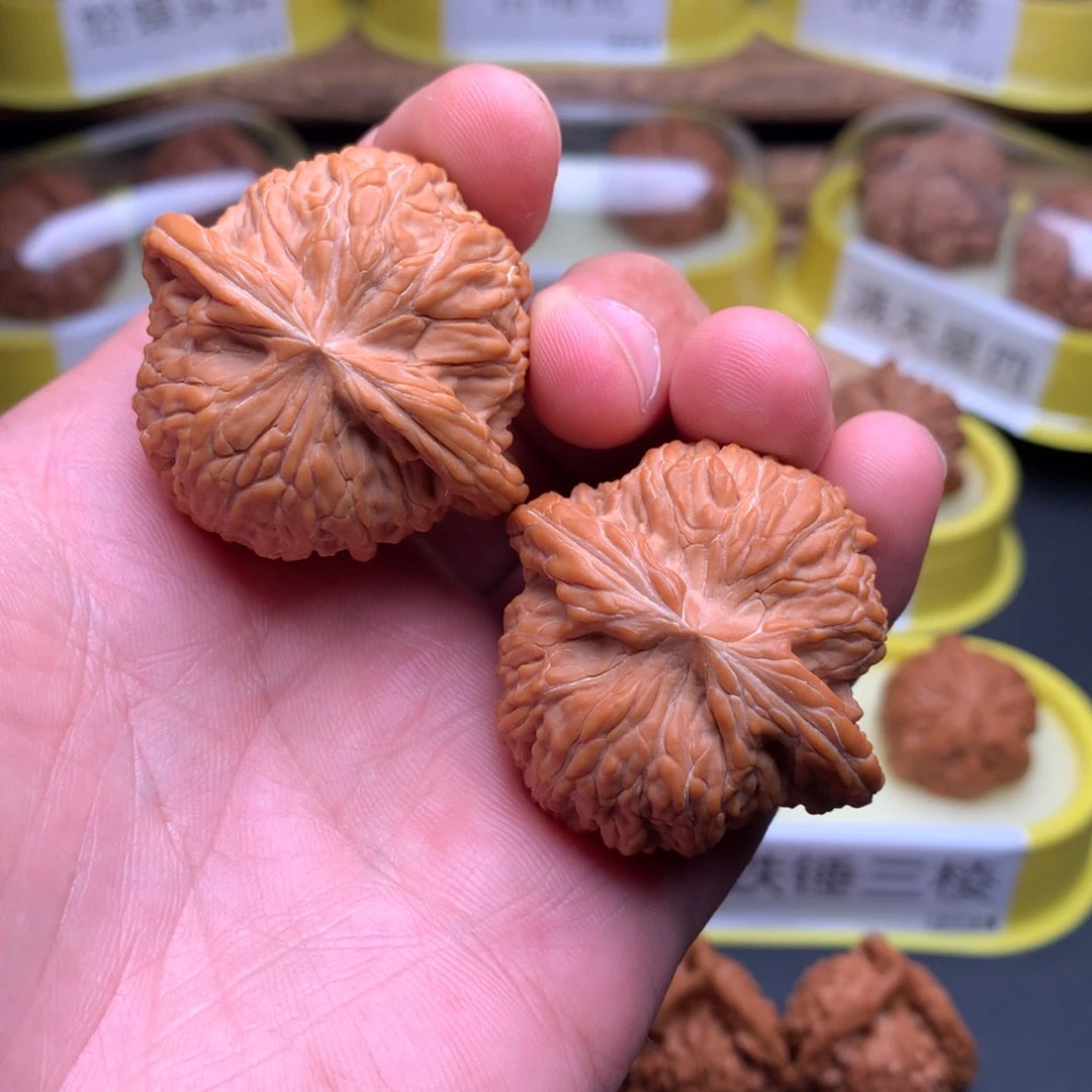 文玩核桃吊坠杰****?磨盘