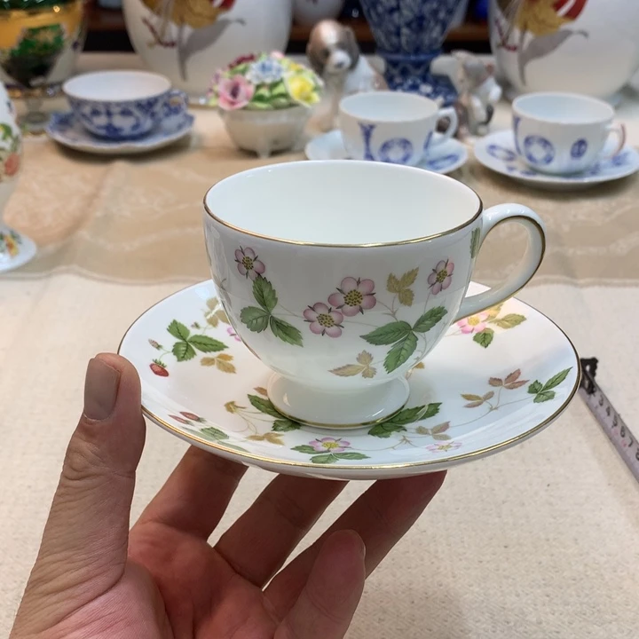 紫砂金瓷阁精品瓷器店