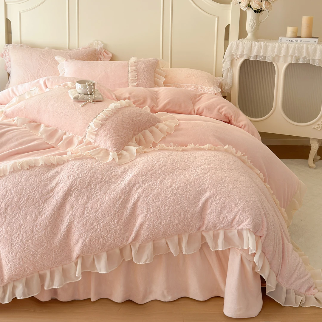 韩式蕾丝花边公主风牛奶绒床上四件套高端雕花绒加厚保暖床单被套