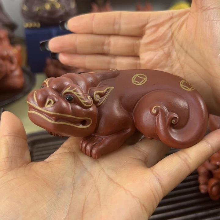 紫砂茶宠峰****8紫砂描金貔貅