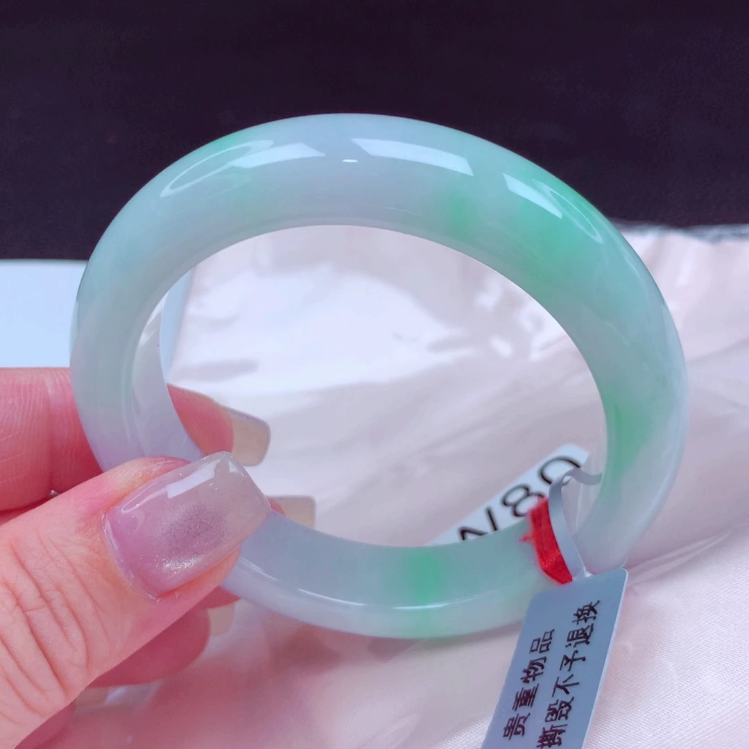 翡翠手镯未镶嵌手镯88