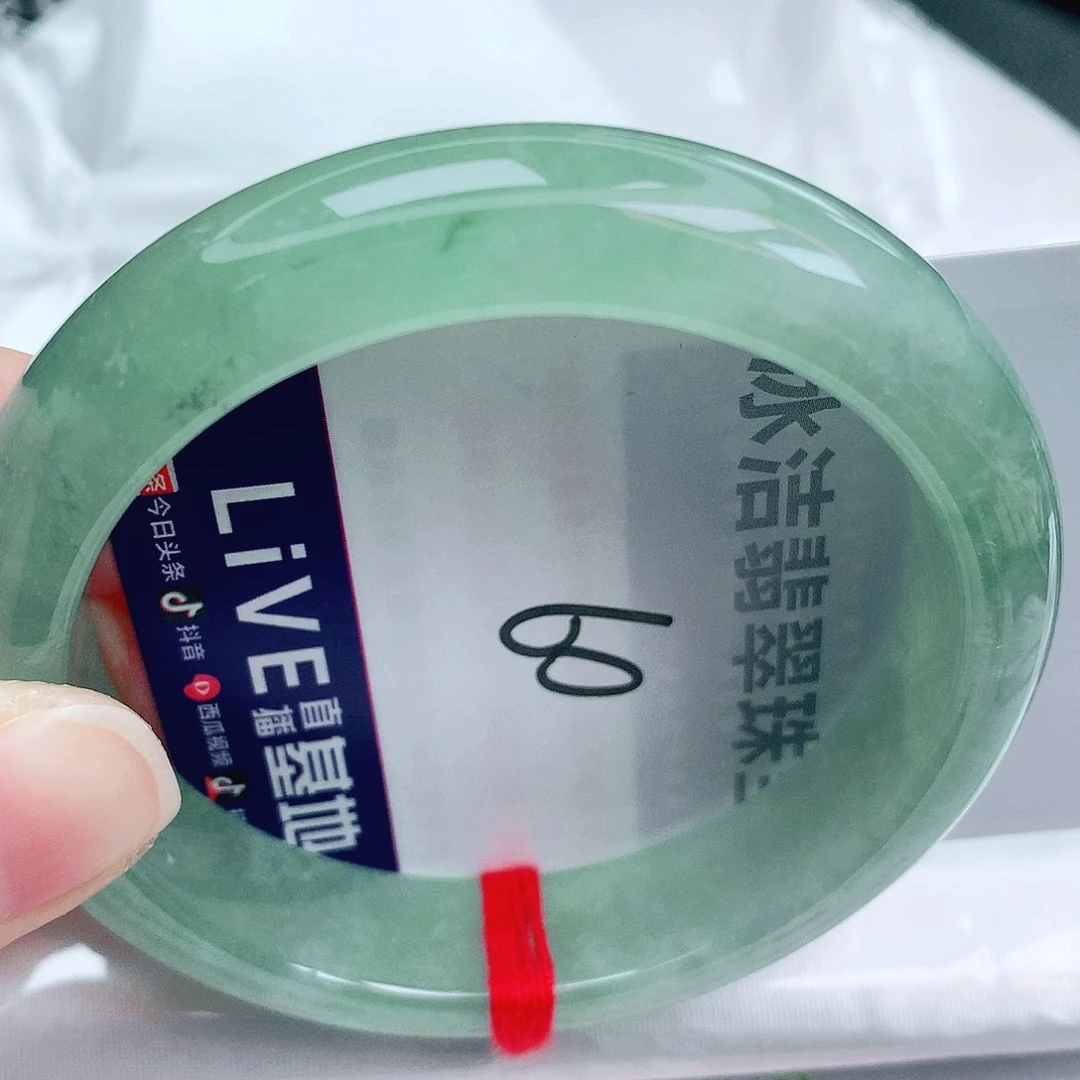 翡翠未镶嵌手镯缅甸天然A货翡翠手镯