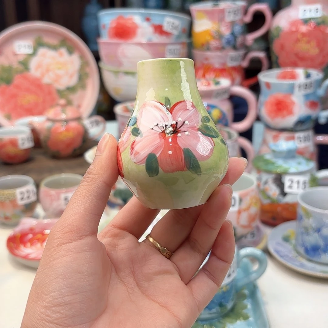 瓷片兔兔好de o o o lv tu tu tu