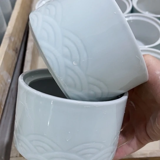 多肉绿植陶瓷花盆9.9包邮，有孔