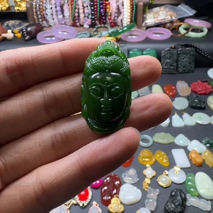 静***）颈饰未镶嵌和田玉佛首吊坠