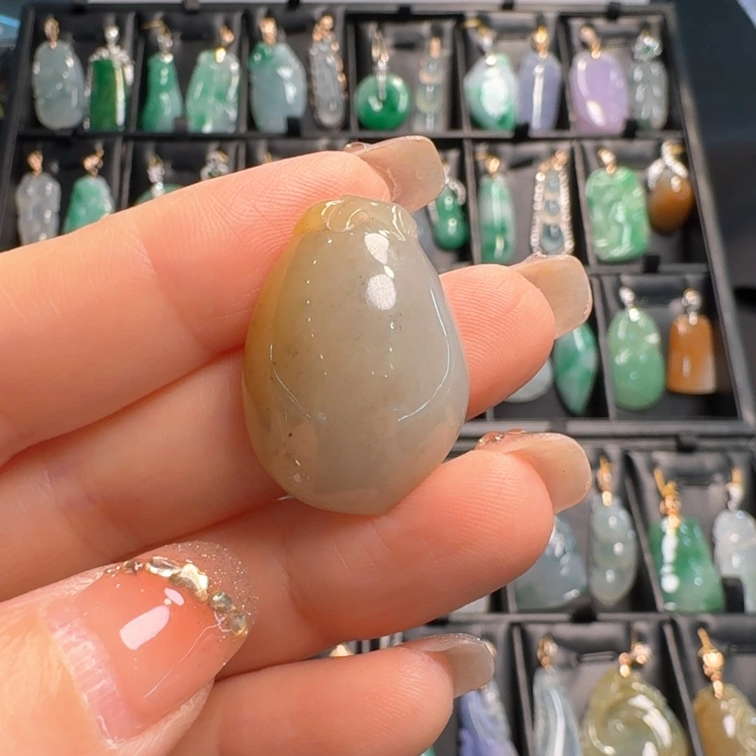 翡翠未镶嵌吊坠(不含链)福瓜