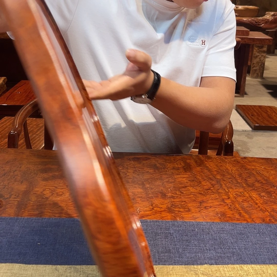 玉木（非红木类）巴花学名古夷苏木