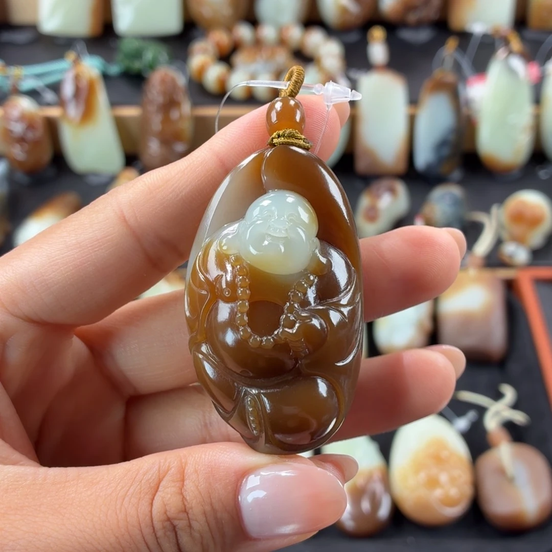 和田玉（糖玉）未镶嵌颈饰