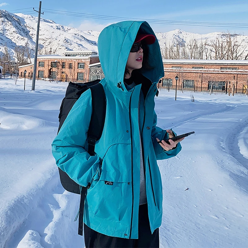 连帽冲锋衣男女同款2025春秋季外套户外运动登山服情侣装休闲夹克