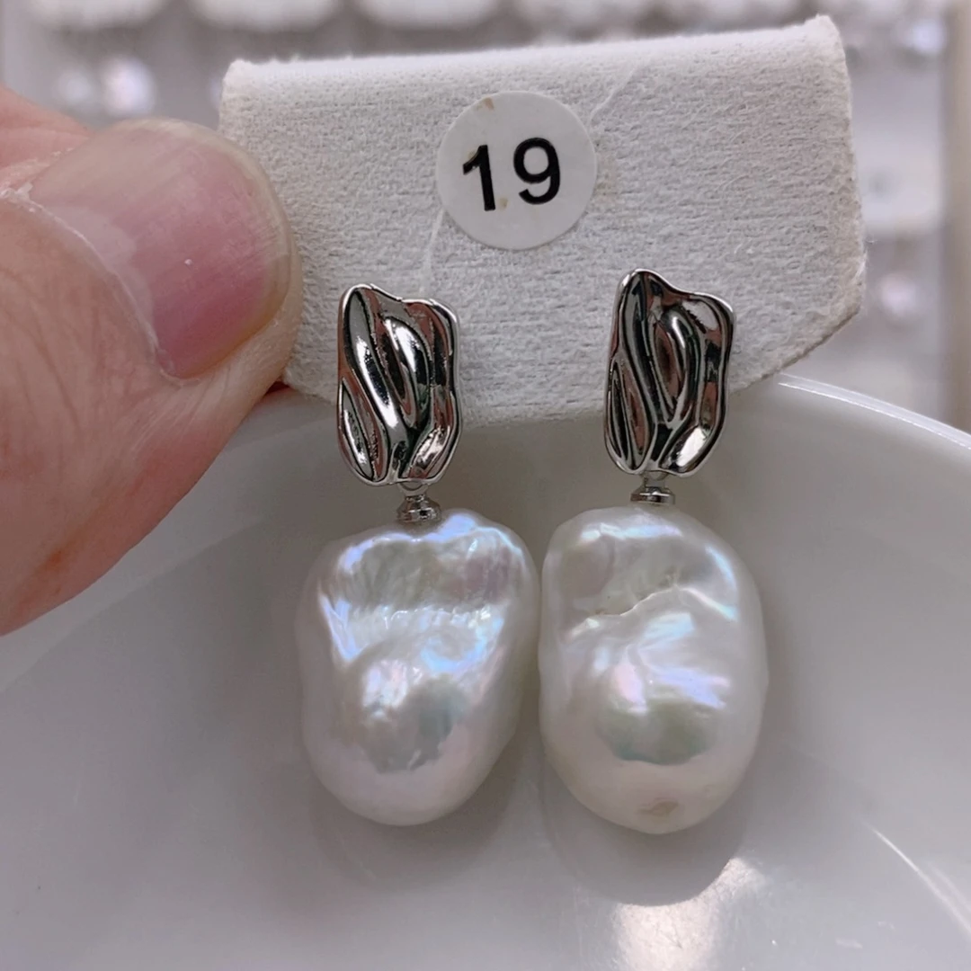 兮***儿颈饰未镶嵌淡水珍珠