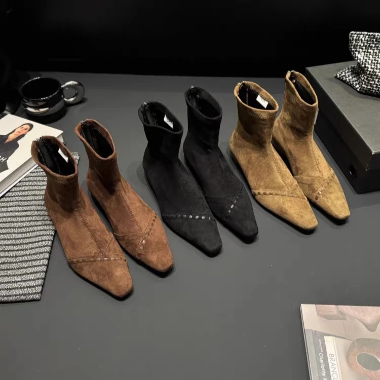 新款法式复古绒面方头短靴女秋弹力瘦瘦靴百搭及踝靴短筒马丁靴女