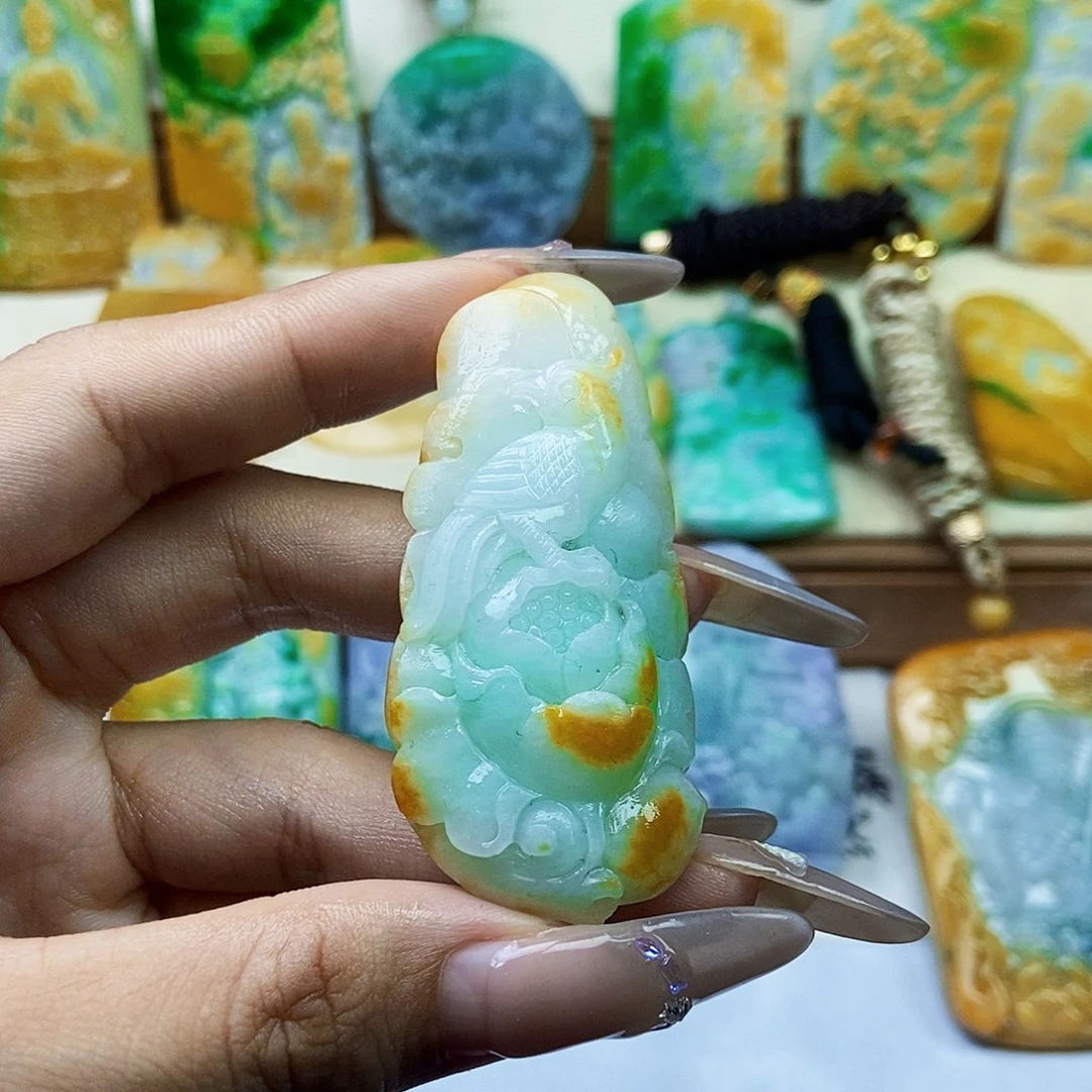 定制翡翠未镶嵌翡翠