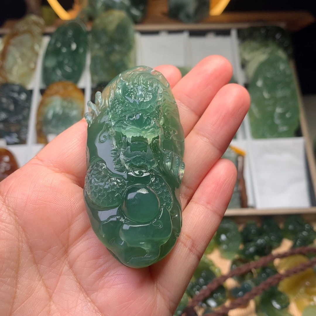 执***玉未镶嵌蛇纹石玉手把件龙