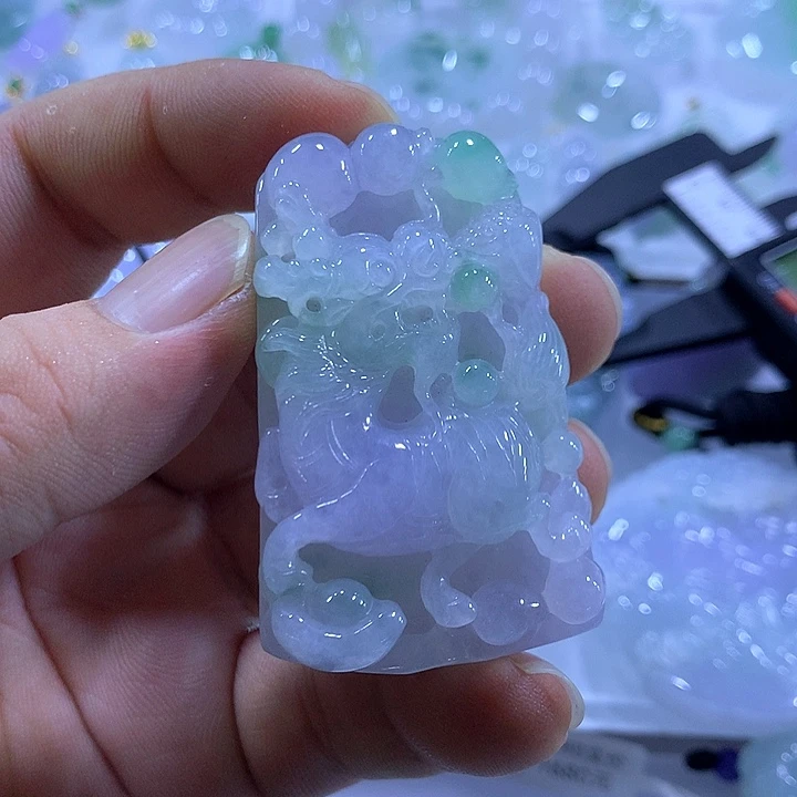 翡翠未镶嵌颈饰天然翡翠A货吊坠