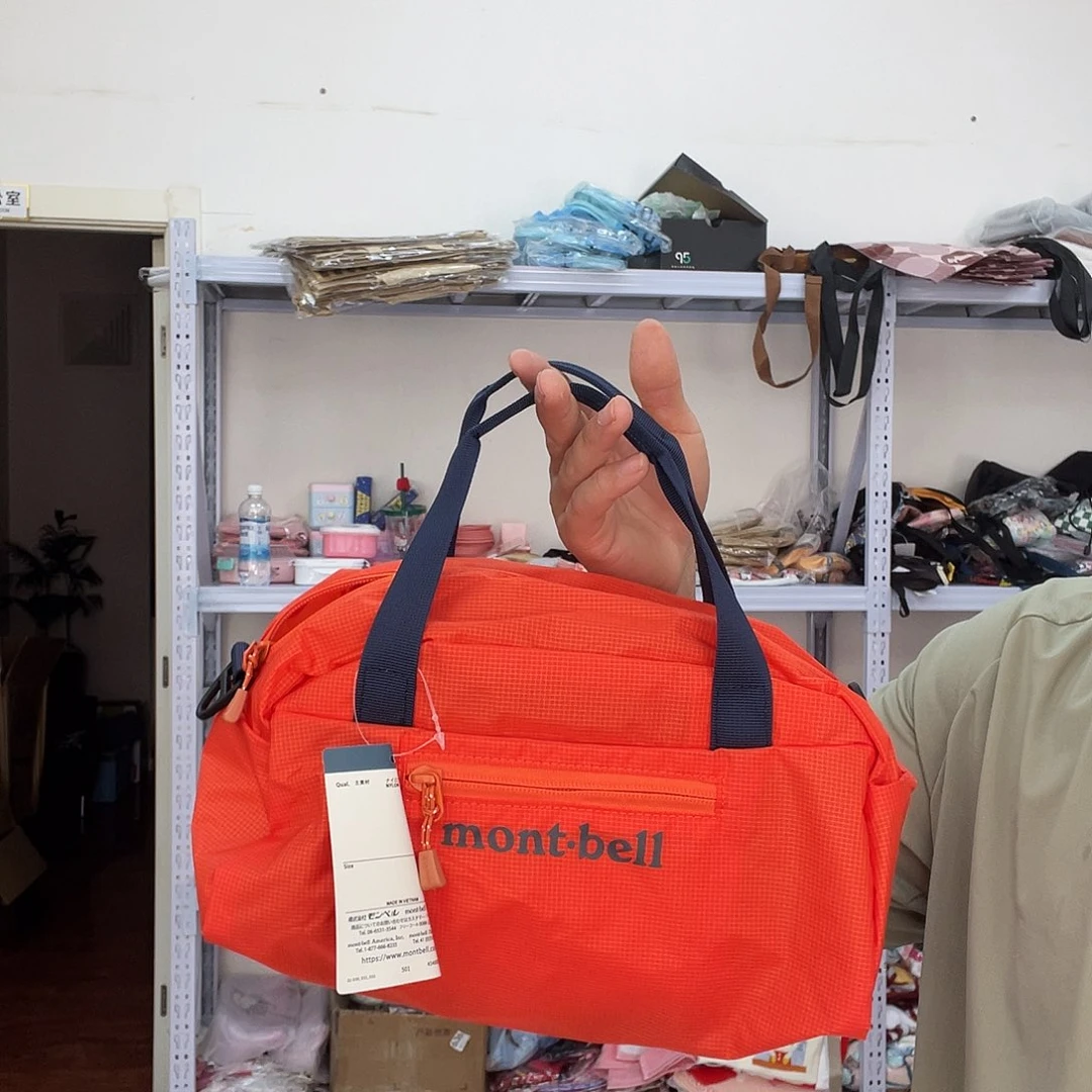 PU化妆包等各种产品和