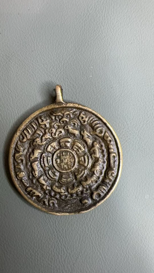 藏地密码，铜杂件