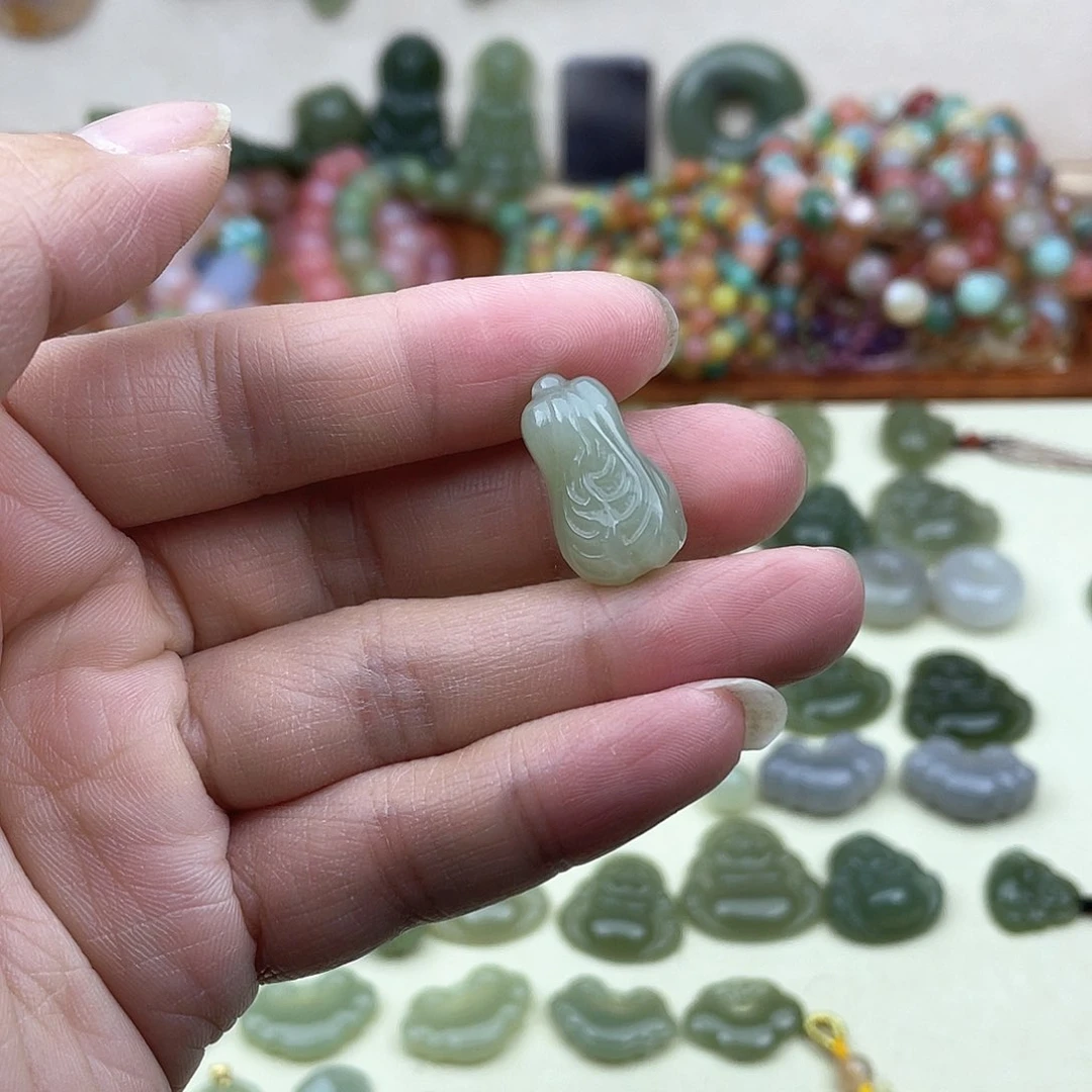 和田玉吊坠(不含链)未镶嵌