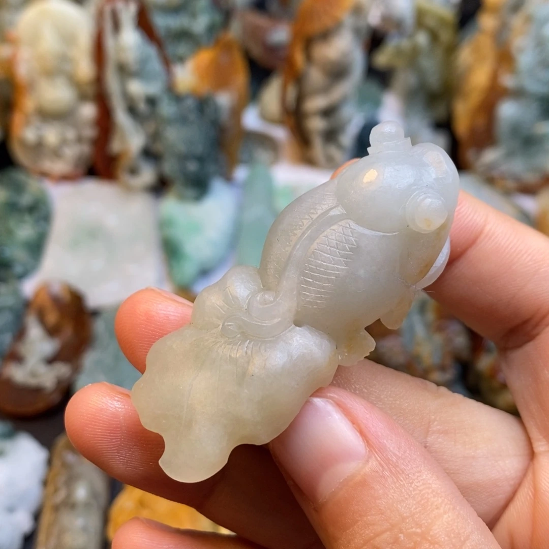 定制翡翠未镶嵌特色51