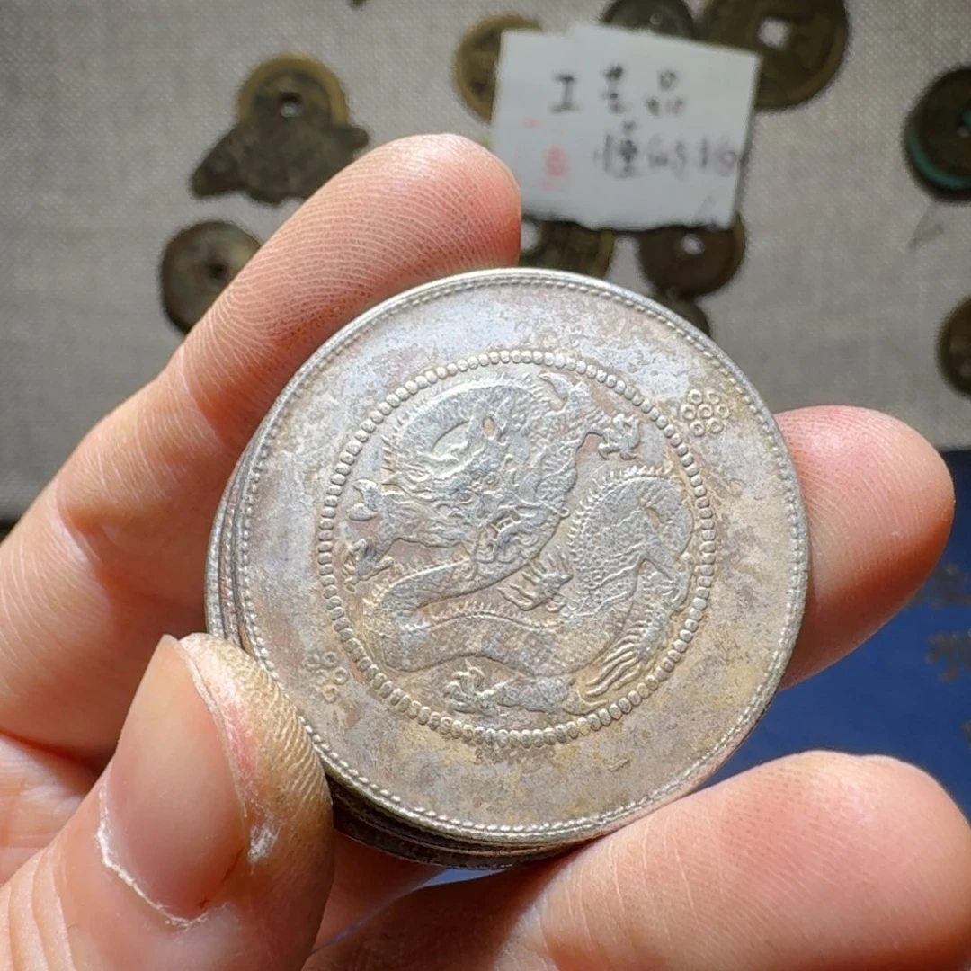 小张手机手链饰品半圆龙