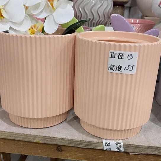 多肉绿植陶瓷花盆9.9包邮，有孔